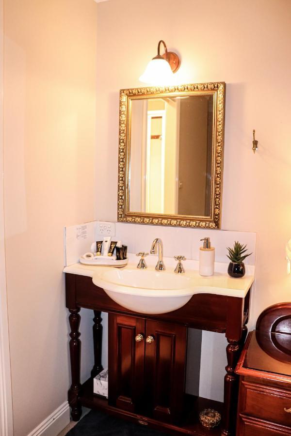 Plumes Boutique Bed & Breakfast Tamworth Kültér fotó